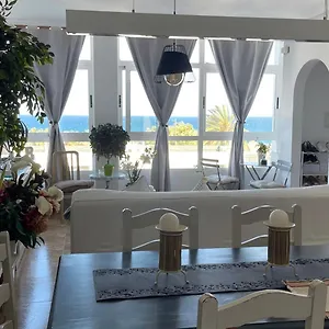 Precioso Apartamento Con Vista Al Mar. Apartamento